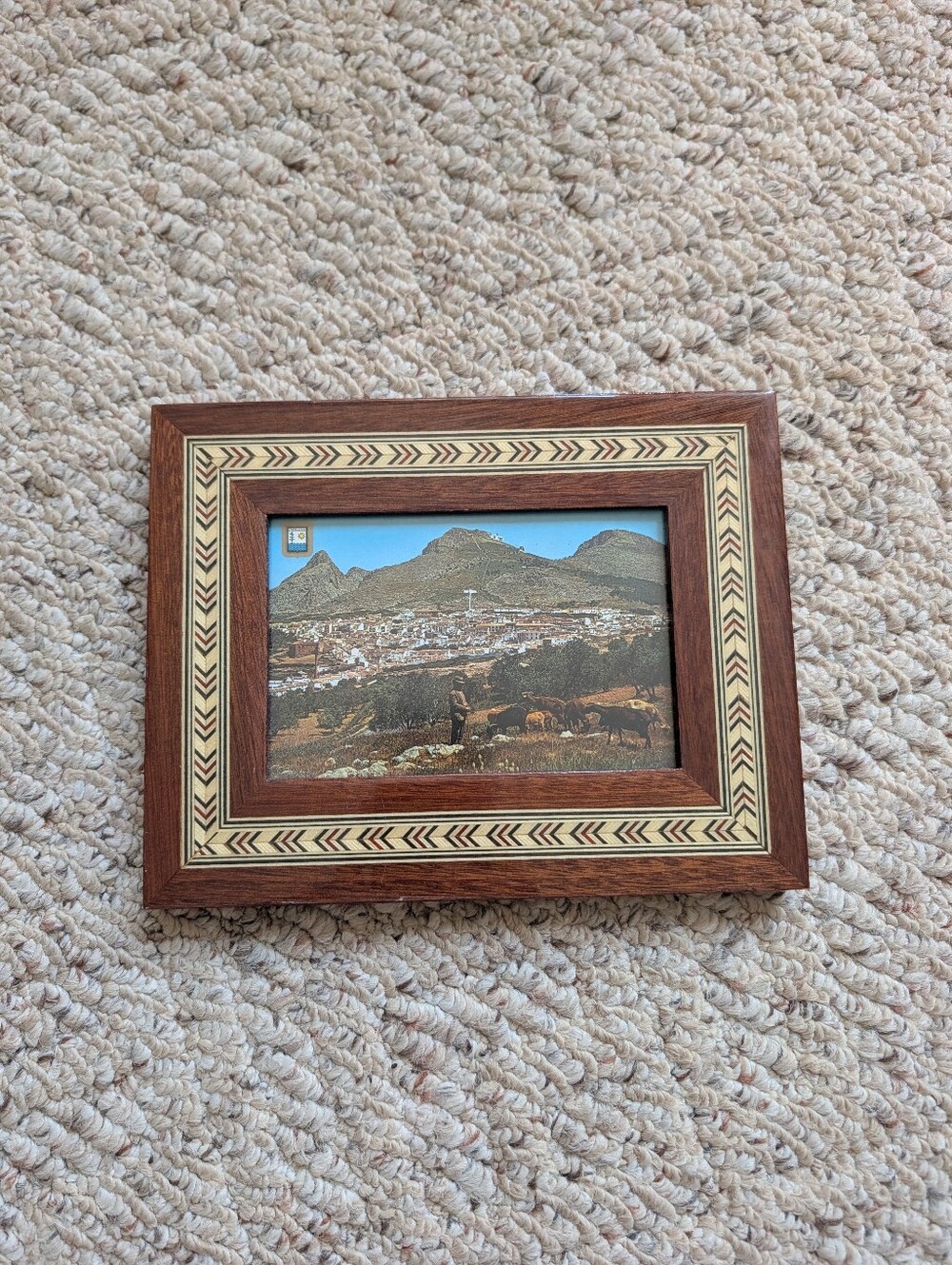 Vintage 90s Wood Marquetry Inlay Picture Frame Photo Chevron Geometric Pattern